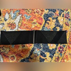 Black and silver elastic fashion belt
